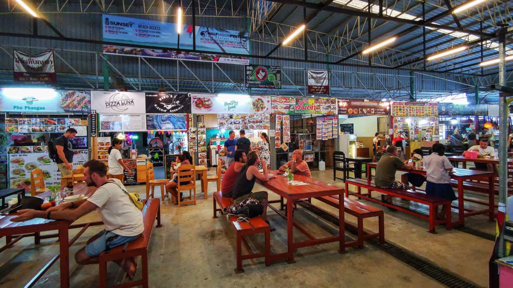 Der Phangan Food Court von Innen